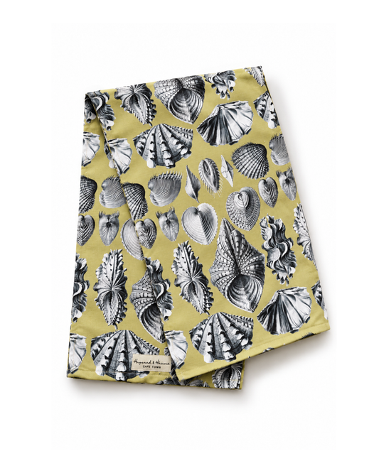 Shell Supreme | Table Runner