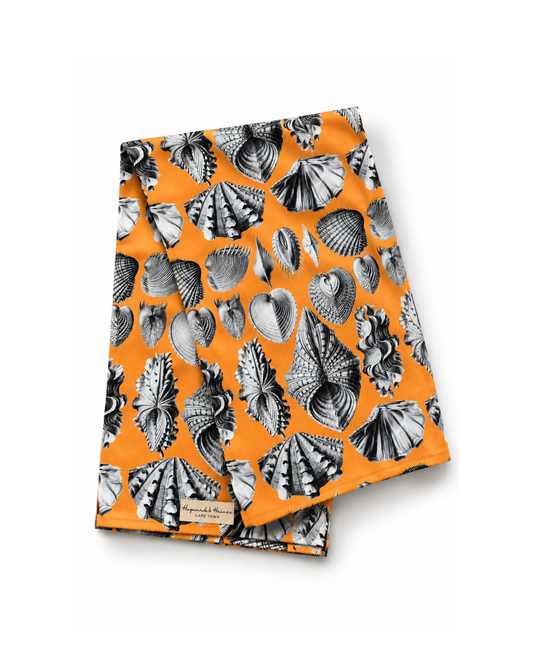 Shell Supreme | Table Runner
