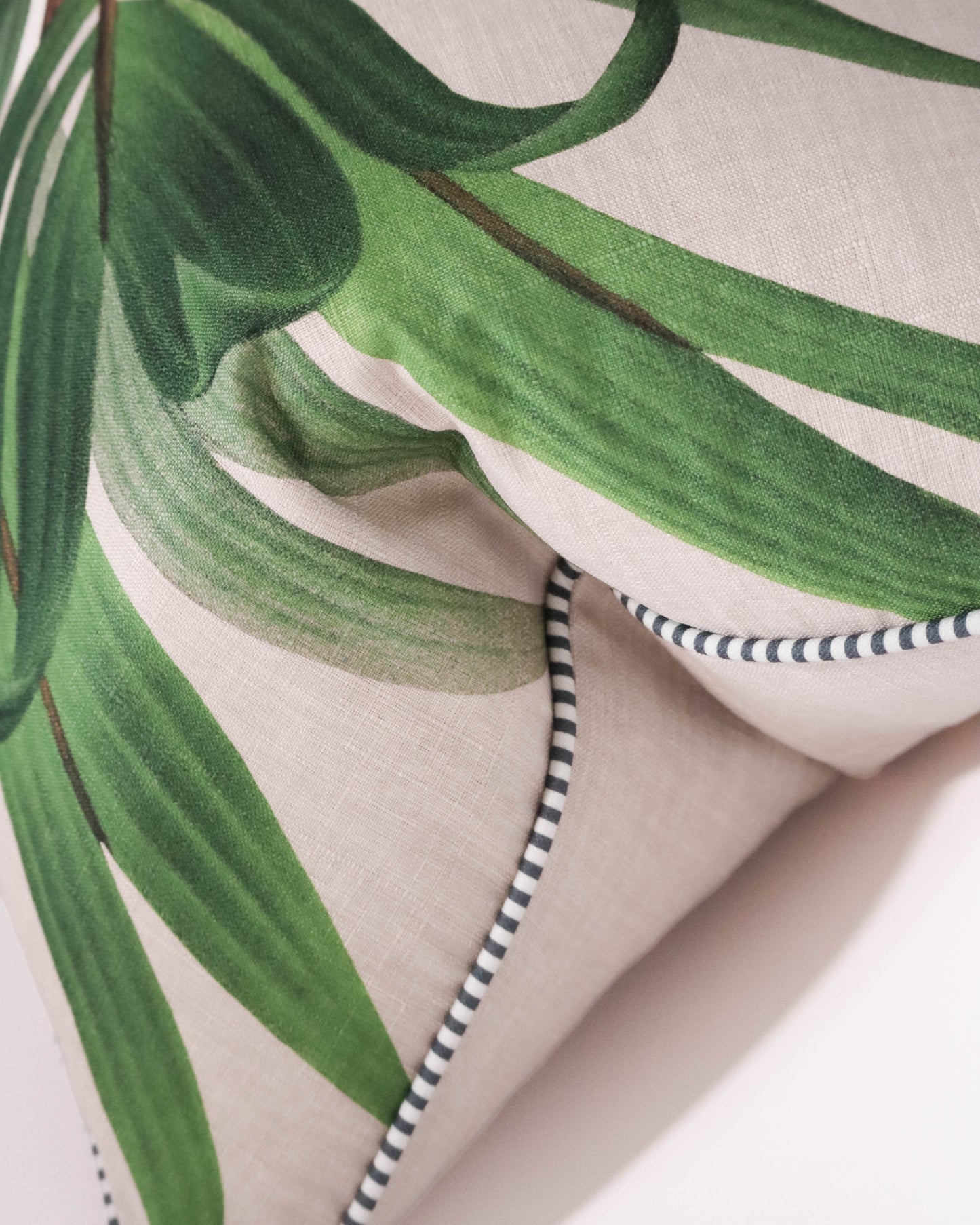 Leafy Palms