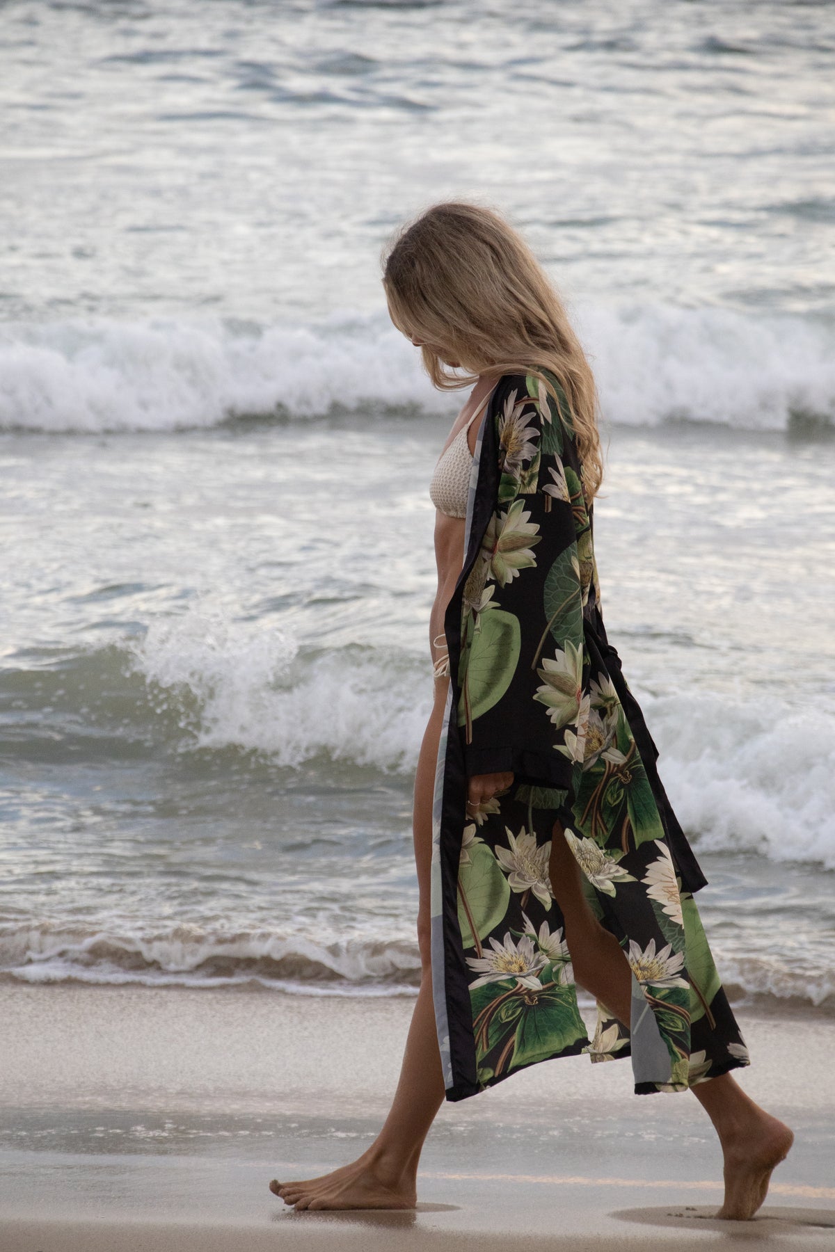 African Day Waterlily | Kimono